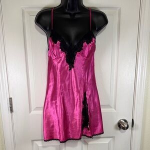 Frederick's of Hollywood Hot Pink with Black Lace Chemise Sz. Medium